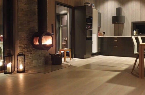 Haram House | Coastal cabin with ocean view on Lepsøya
