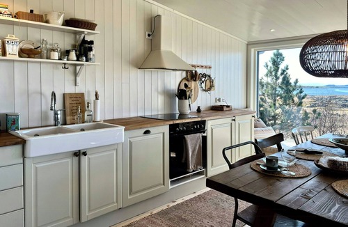 Randaberg House | Coastal retreat in nature reserve near Randaberg