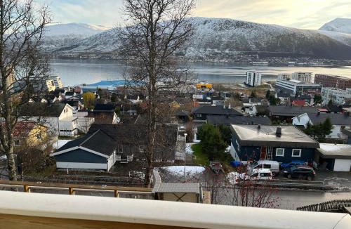 Tromso Apartment | Comfort apartments with two bedrooms and beautiful view!