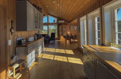 Ringsaker House | Comfortable cabin at Sjusjøen with sauna