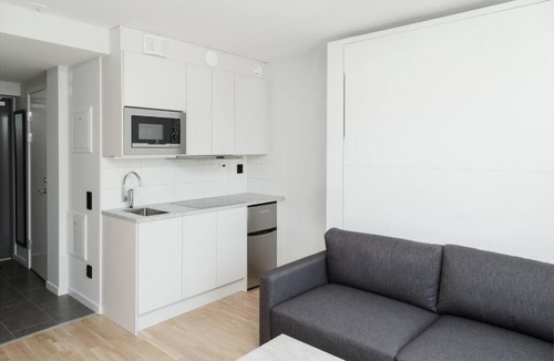 Lidingo Apartment | Comfy and well equipped Apartment w free parking
