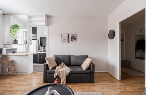Jyvaskyla Apartment | Comfy Downtown Studio at Prime Location