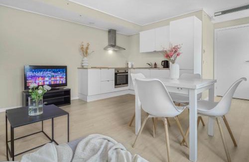 Bergen City Centre Apartment | Contemporary city-apartement with views of the dock!