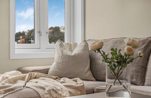 Bergen City Centre Apartment | Contemporary city-apartement with views of the dock!
