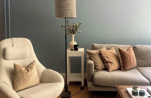 Oslo Apartment | Corner flat with high ceilings in Fredensborg