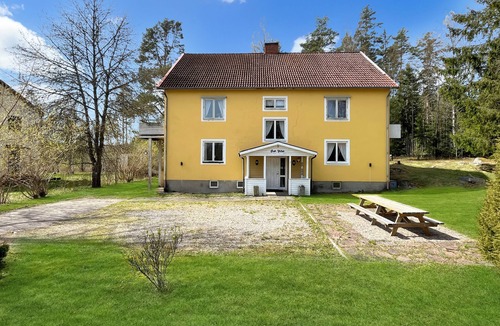 Bergdala Apartment | Corporate Housing - 8 Bed