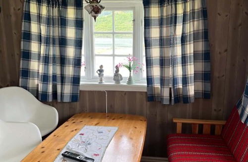 Tretten House | Cosy Camping Cabin no 9 in Øyer
