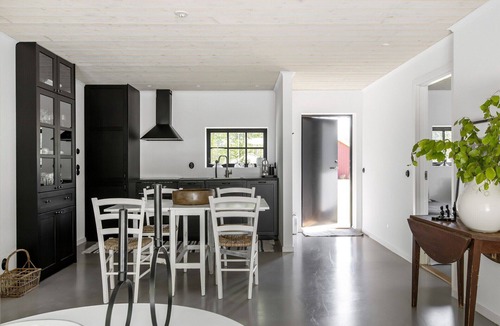 Bredaryd Ski Chalet | Cosy cottage close to the lake Bolmen, Småland | SE07004