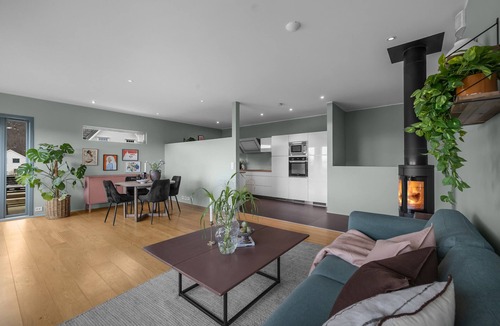 Tromsdalen House | Cosy Family House Near the Arctic Cathedral
