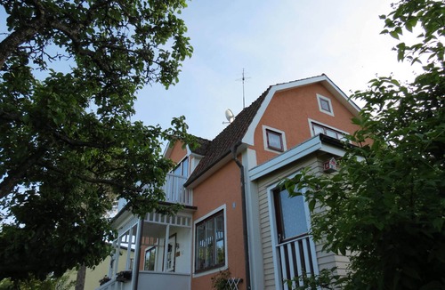 Totebo House | Cosy holiday villa: child-friendly, redecorated, Internet, fishing, motorboat