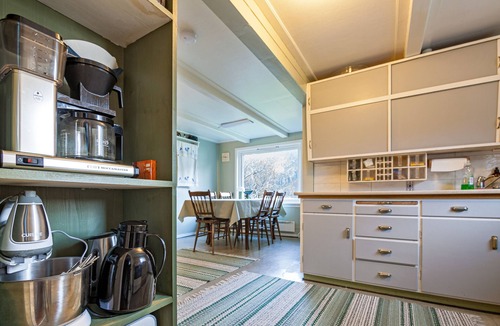 Bjrnsand House | Cosy house just a short distance from Unstad