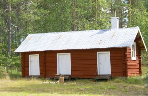 Arjeplog O House | Cottage by the lake in Lapland