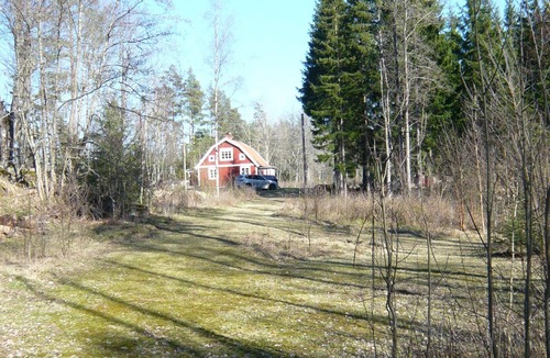 Lessebo Municipality House | Cottage by the river near the lake in the middle of Småland, sauna