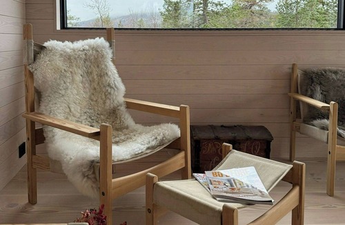 Tokke House | Cottage on Hallbjønnsekken with views of Spafjell