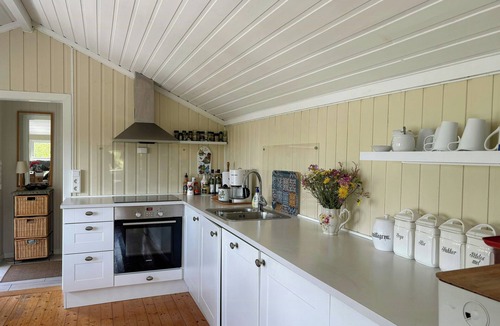 Hvaler House | Cottage on natural plot in Hvaler archipelago