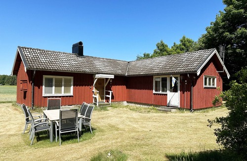Mellerud O Ski Chalet | Cottage on the Dalboslätten near Lake Vänern |SE17011