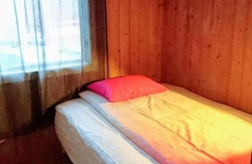 Levanger House | Cottage - Sleeps 6 - Parking - Patio