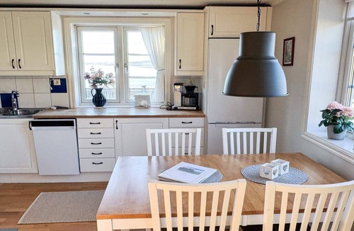 Stenungsund House | Cottage with Fjord View, Stenungsund