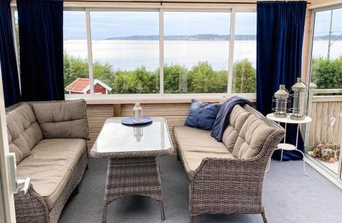 Stenungsund House | Cottage with Fjord View, Stenungsund