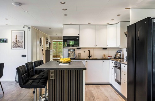 Hagaby House | Cottage with hot tub and large terrace