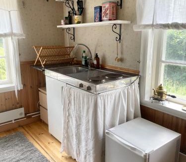 Svardsjo House | Country Escape, Cozy Village Cottage