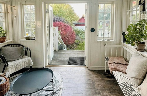 Falkvik House | Country farmhouse from the 1800s at Västra Näs