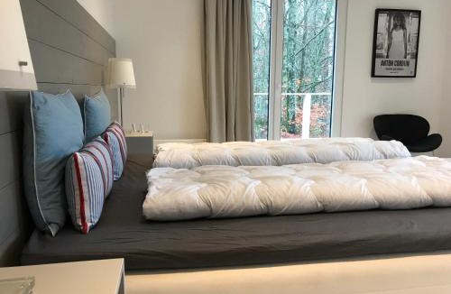 Hastveda House | Country House by the lake