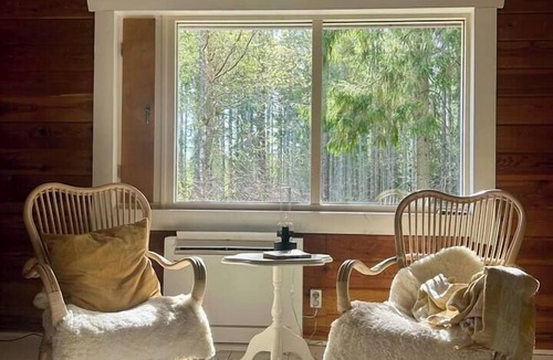 Urshult Cabin | Covert Retreat Timber Cabin with Sauna & Hot-Tub