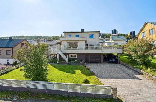 Tromso Apartment | Cozy 1-Bedroom Apartment with Large Living Area