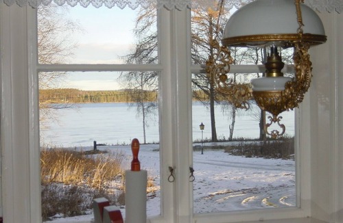 Soderbarke House | Cozy 18th‑Century Country Home by Lake Barken – Peace & Nature
