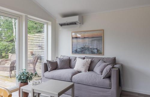 Vaddo Villa | Cozy 2BR Retreat by the Sea