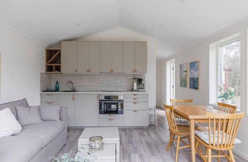 Vaddo Cottage | Cozy 2BR Retreat by the Sea
