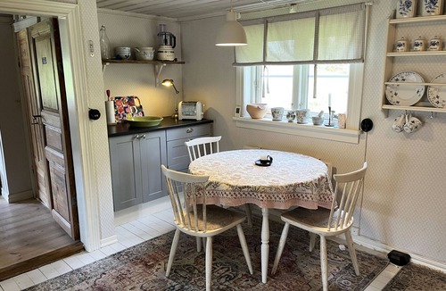 Julita House | Cozy accommodation close to the lake in Julita | SE14029