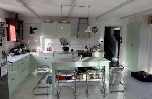 Enskede Villa | Cozy accommodation in garden city, close to Stockholm city center
