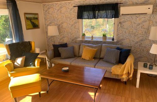Herrang House | Cozy and Private 3-Bed House with bath Roslagen