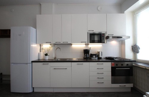 Kallio Apartment | Cozy and spacious studio apartment in Kallio, Helsinki (ID 8471)