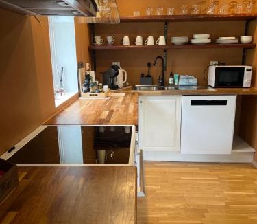 Glomset Apartment | Cozy apartament in Ålesund near the beach