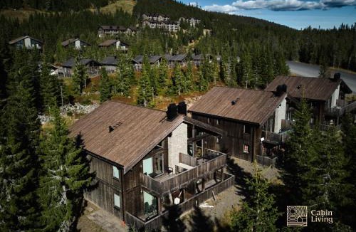 Ringsaker House | Cozy Apartment electric car charger & ski in out Sjusjøen