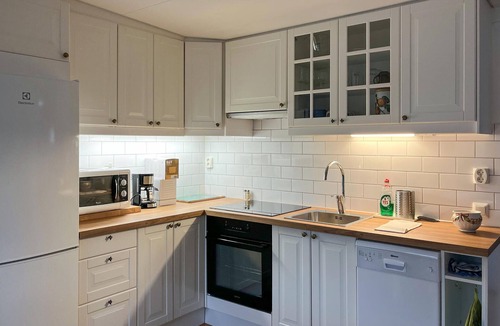 Billdal Apartment | Cozy apartment in Billdal with WiFi