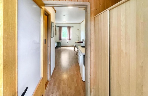 Dovre Apartment | Cozy Apartment In Dovre