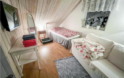 Oskarshamn Apartment | Cozy Apartment In Oskarshamn With Wifi