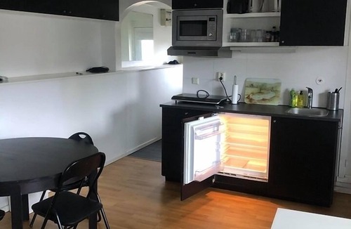 Farsta Apartment | Cozy apartment in a nice and quiet residential area close to nature.