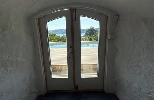 Gashaga Apartment | Cozy apartment with a view of the sea
