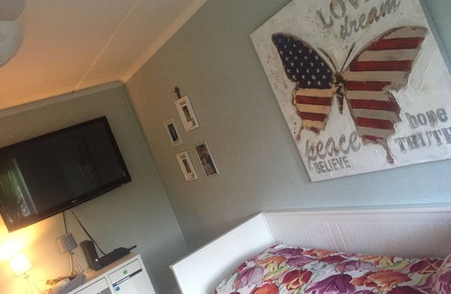 Brandbergen Apartment | cozy bedroom with great acess public transportation