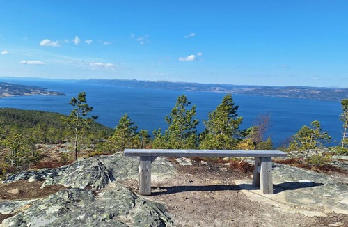 Frosta Cabin | Cozy Cabin in Frosta with Fjord Views - Fishing & Hiking near Trondheim