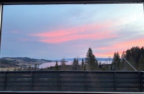 Frosta Cabin | Cozy Cabin in Frosta with Fjord Views - Fishing & Hiking near Trondheim
