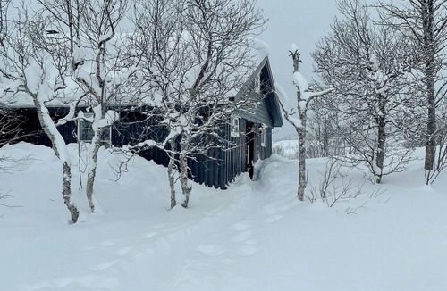 Maurset House | Cozy cabin in scenic Vøringsfoss
