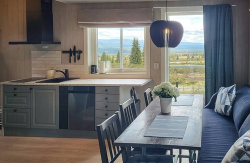 Kamben House | Cozy cabin near Gribbe with alpine skiing nearby