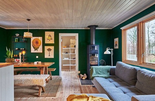 Ljungbyhed Cabin | Cozy cabin w/ fireplace 3 mins from Söderåsen Park
