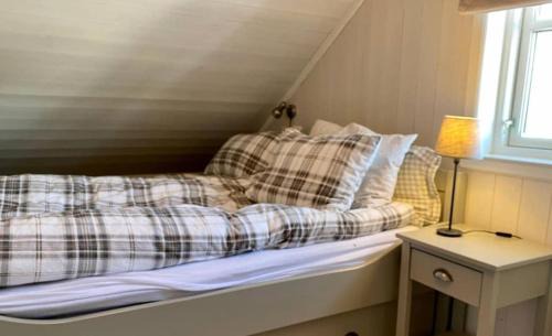 Randsverk Apartment | Cozy cabin with jacuzzi